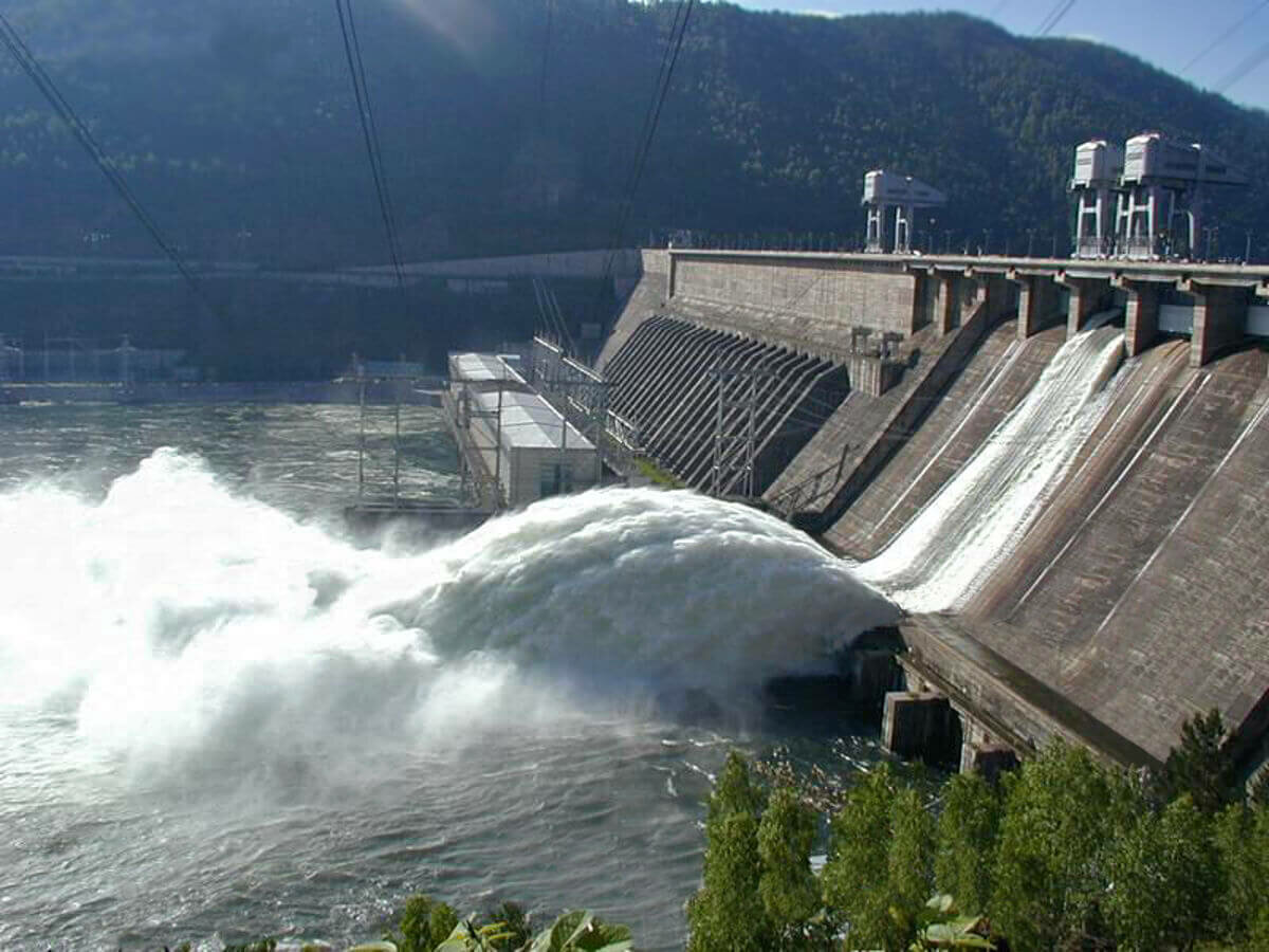 Зачем на реках строят плотины и создают водохранилища